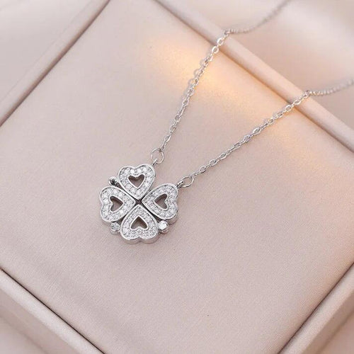 Collar de corazones de trebol + Caja de regalo